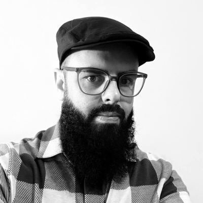 SJ, a Norwich based Freelance WordPress Support Developer, taking a selfie.